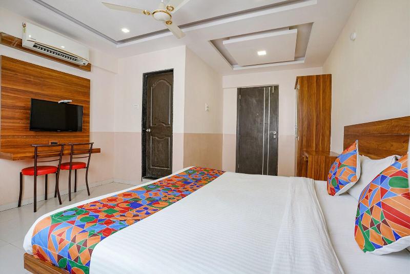 Fabhotel Paradise Inn image