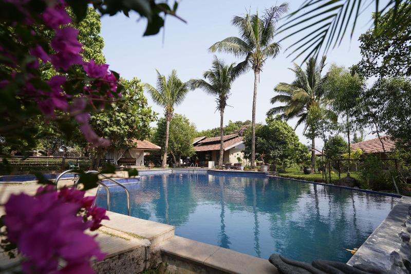 Malhar Machi Mountain Resorts image