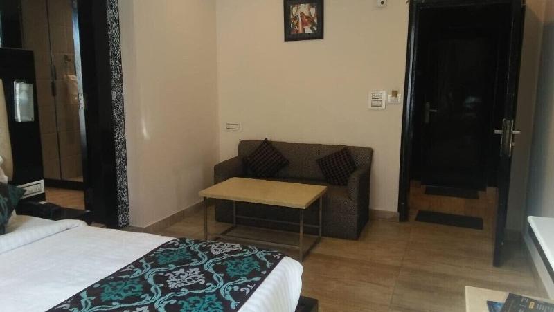 Lavish Inn image