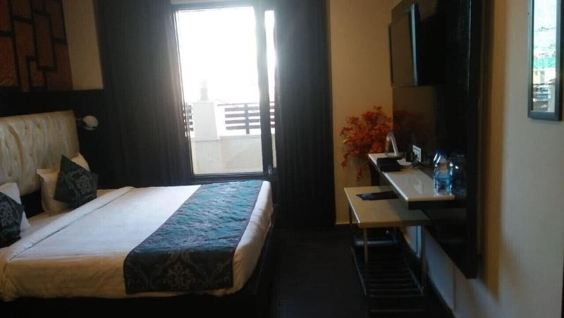 Lavish Inn image