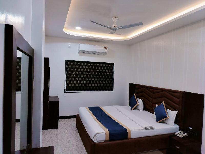 Hotel Om 4