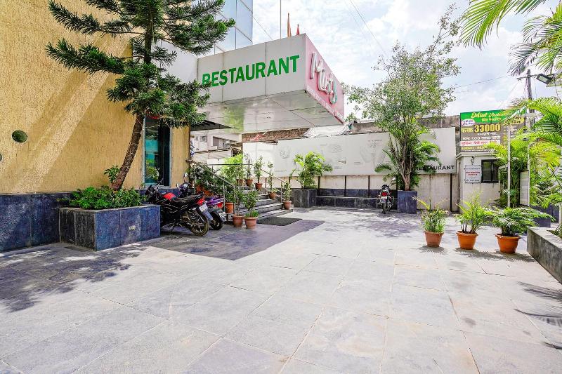 Fabhotel Heritage Palace image