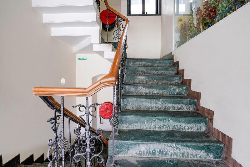 Fabhotel Heritage Palace image