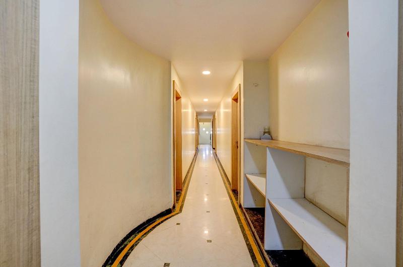 Fabhotel Heritage Palace image
