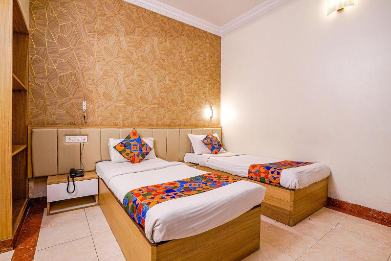 Fabhotel Heritage Palace image