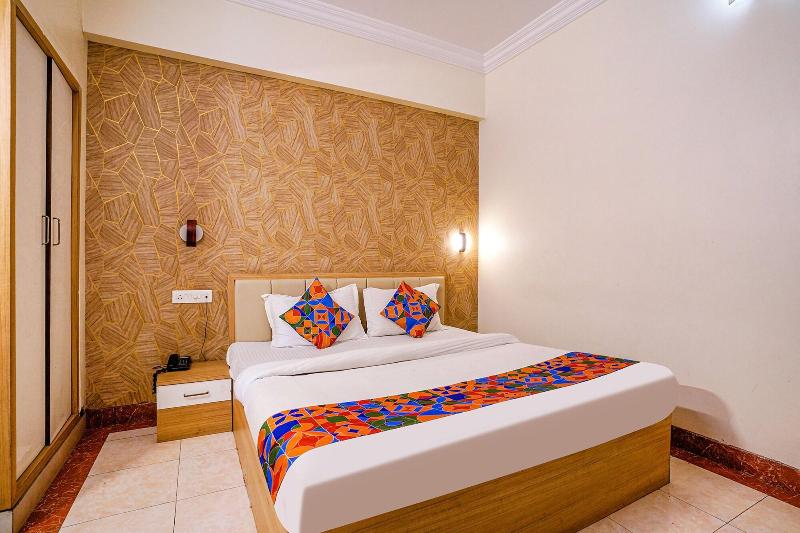Fabhotel Heritage Palace image