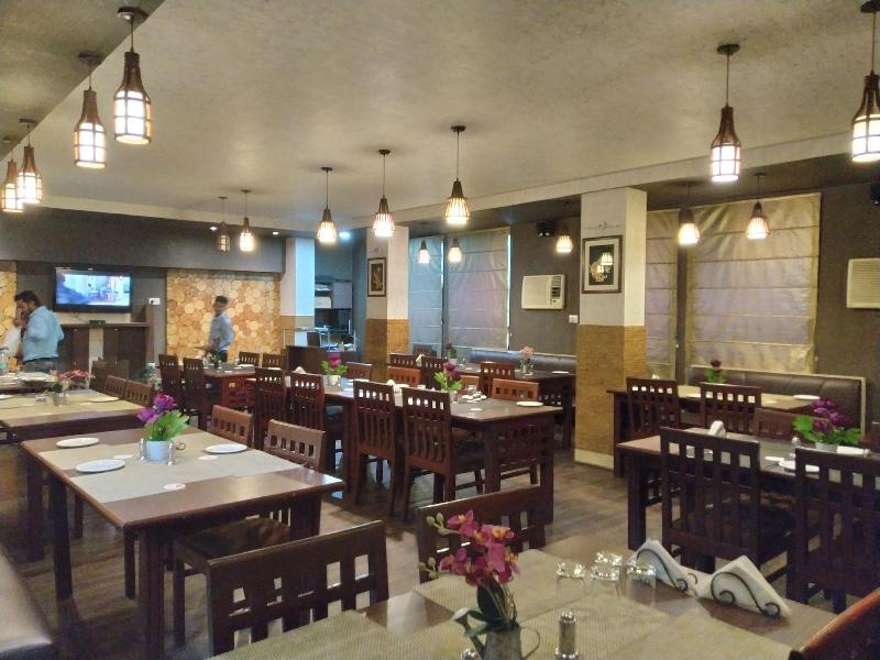 Hotel Centre Point Tezpur