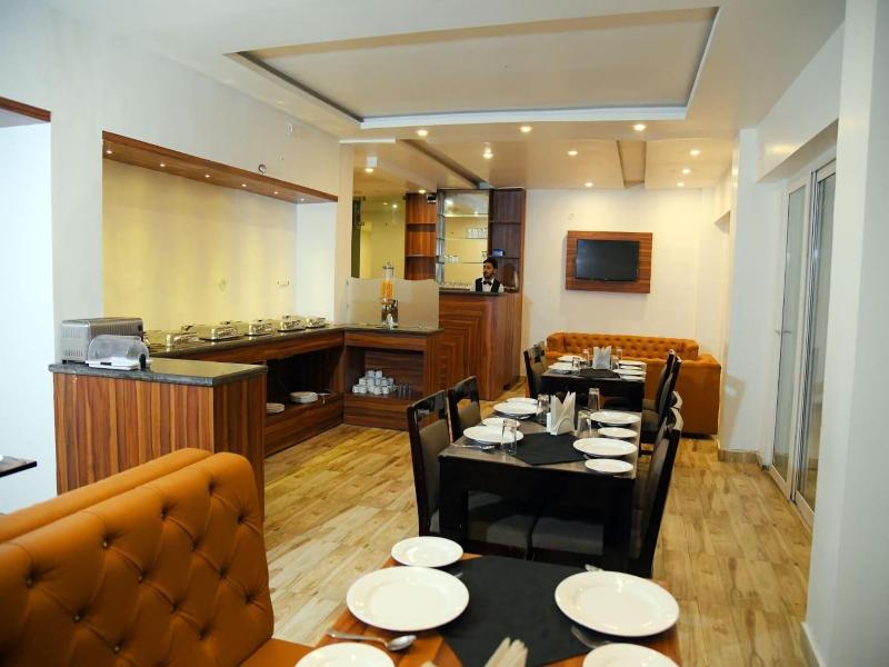 Hotel Trinity Heights image