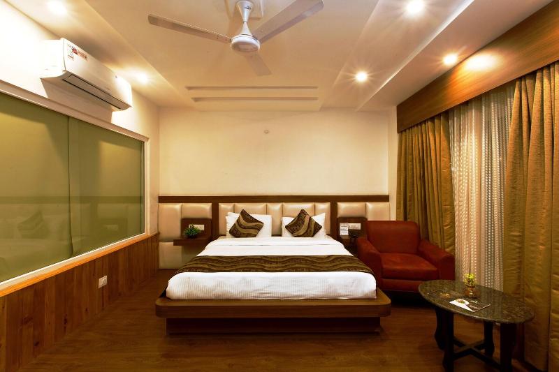 Hotel Trinity Heights image