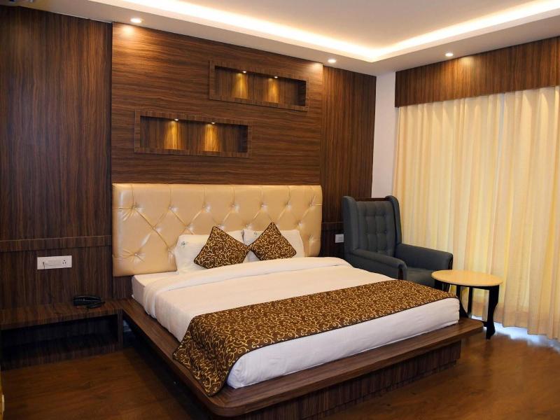 Hotel Trinity Heights image