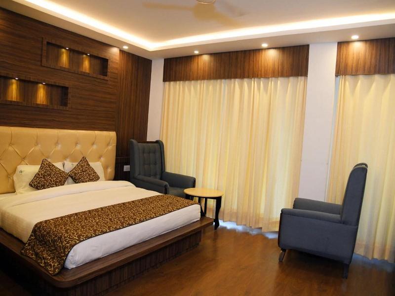 Hotel Trinity Heights image