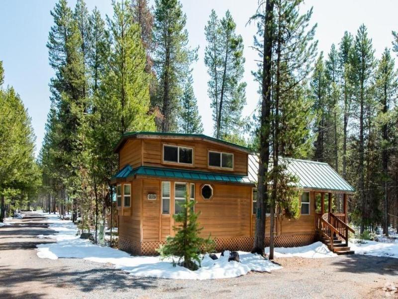 Willamette Pass Inn image