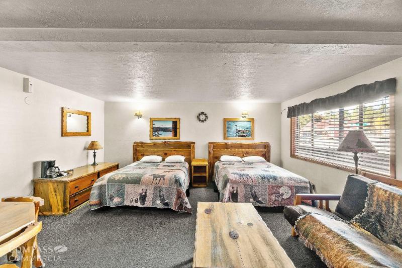Willamette Pass Inn image