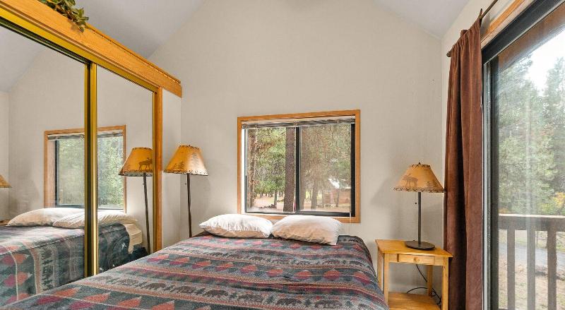 Willamette Pass Inn image