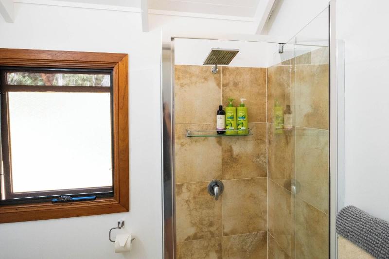 Airlie Beach Eco Cabins - Adults Only image