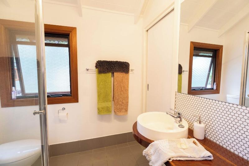 Airlie Beach Eco Cabins - Adults Only image
