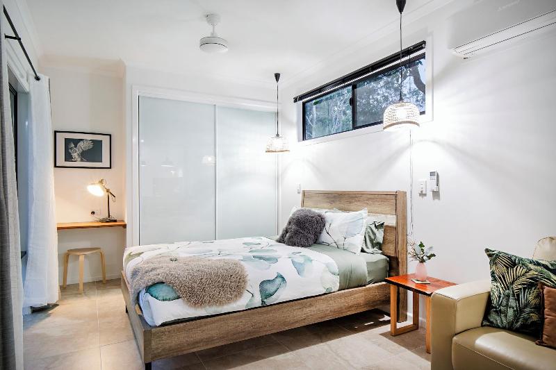 Airlie Beach Eco Cabins - Adults Only image