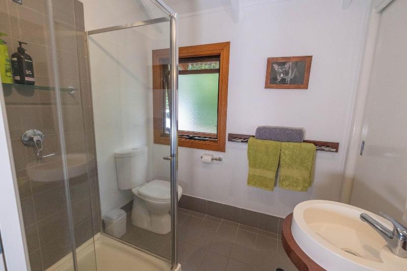 Airlie Beach Eco Cabins - Adults Only image