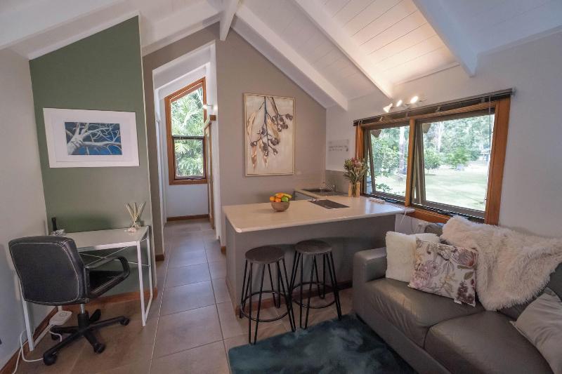 Airlie Beach Eco Cabins - Adults Only image