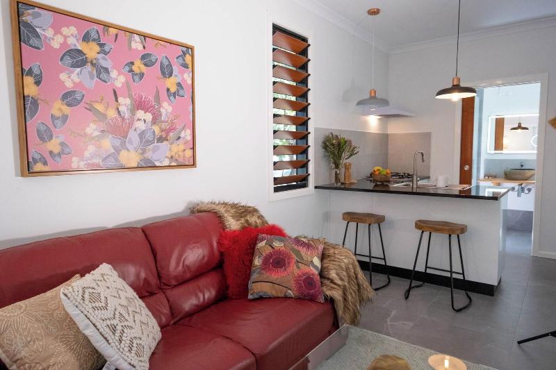 Airlie Beach Eco Cabins - Adults Only image