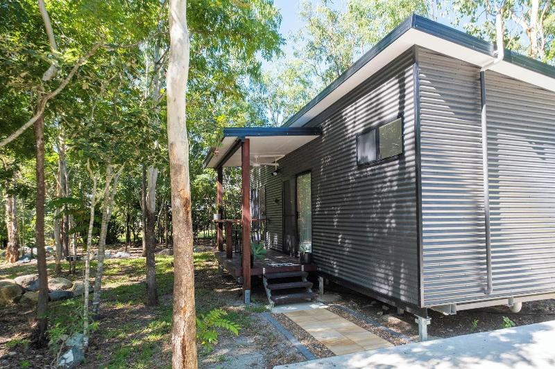 Airlie Beach Eco Cabins - Adults Only image