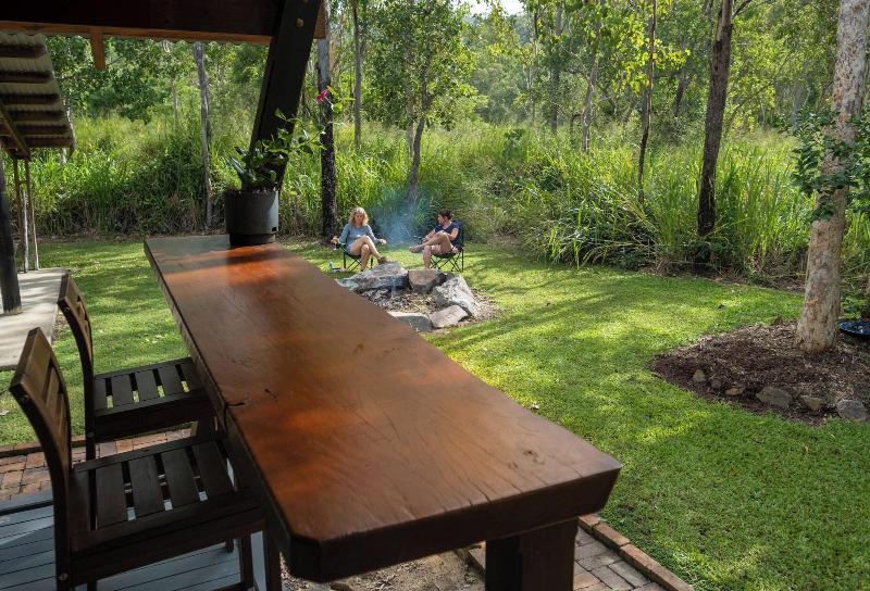 Airlie Beach Eco Cabins - Adults Only image