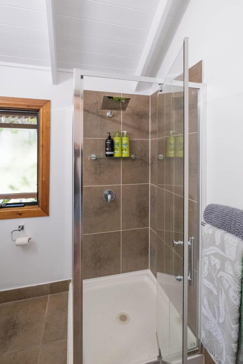 Airlie Beach Eco Cabins - Adults Only image