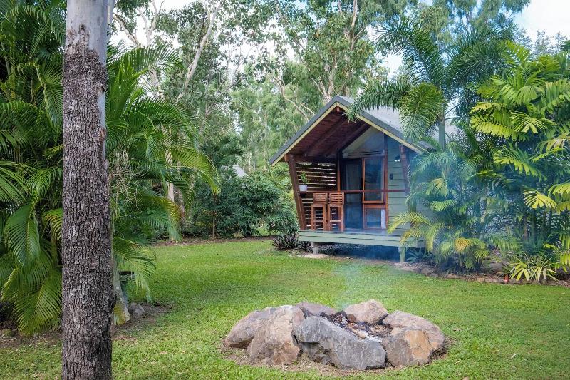 Airlie Beach Eco Cabins - Adults Only image