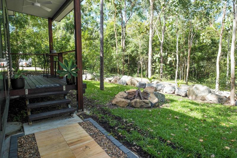 Airlie Beach Eco Cabins - Adults Only image