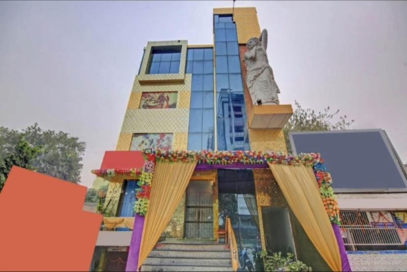 Amaira Hotels And Banquets image
