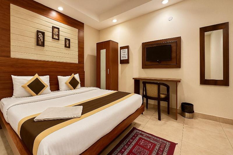 Amaira Hotels And Banquets image