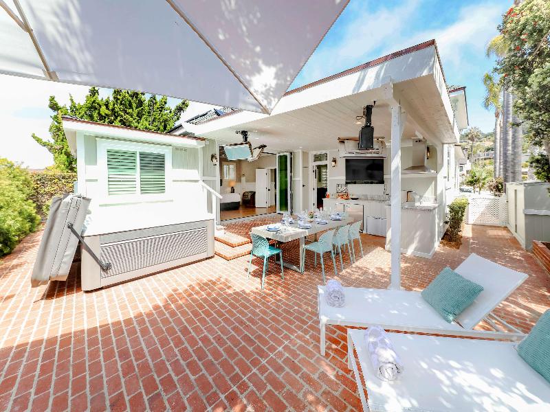 Del Mar Beach Hotel image
