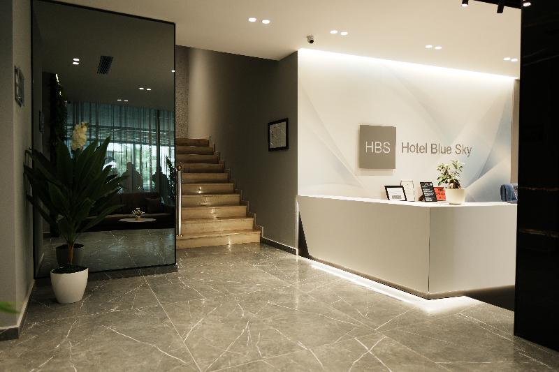 Hotel Blue Sky image