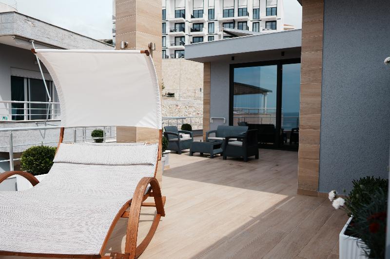 Hotel Blue Sky image