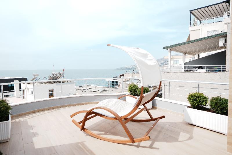 Hotel Blue Sky image