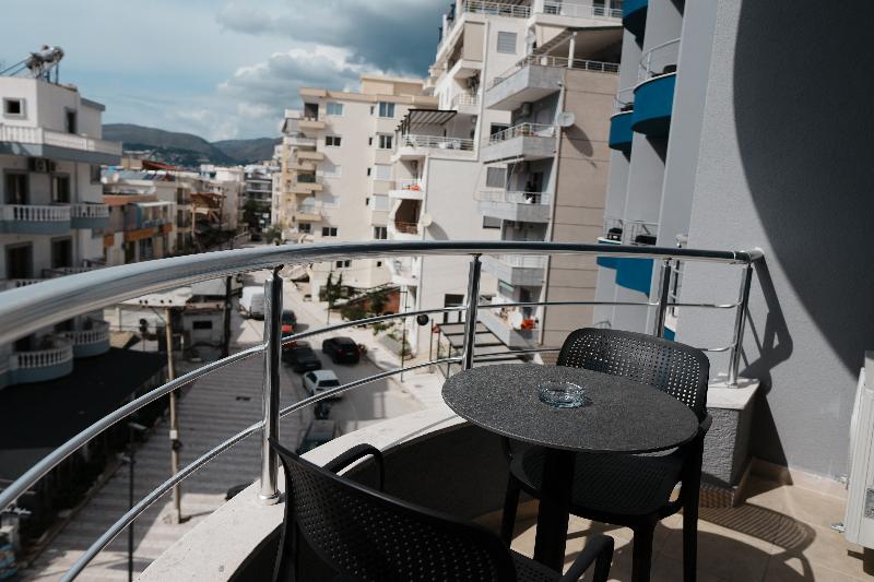 Hotel Blue Sky image