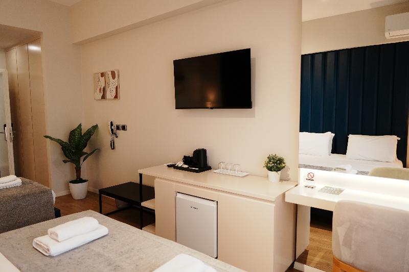 Hotel Blue Sky image
