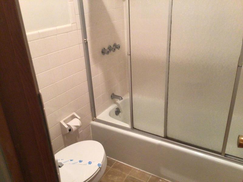 Colonial Brick Inn & Suites image