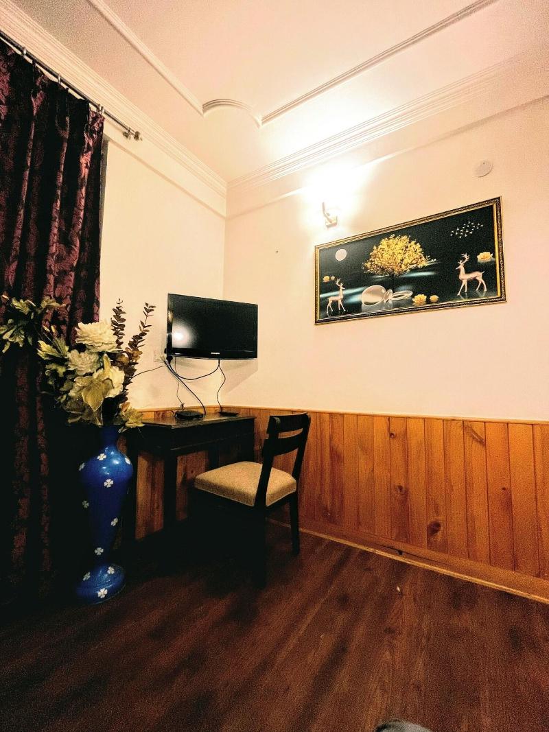 6th Element Cottages image