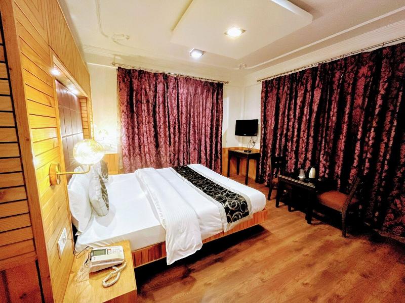 6th Element Cottages image