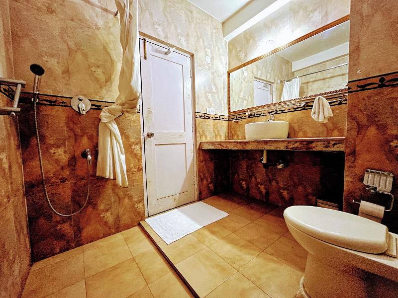 6th Element Cottages image