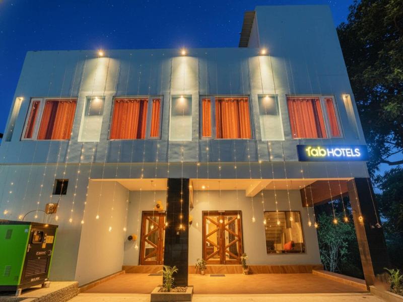 Fabhotel Blueark — general view