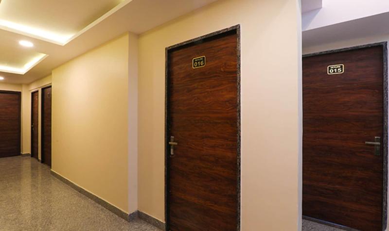 Fabhotel Blueark image