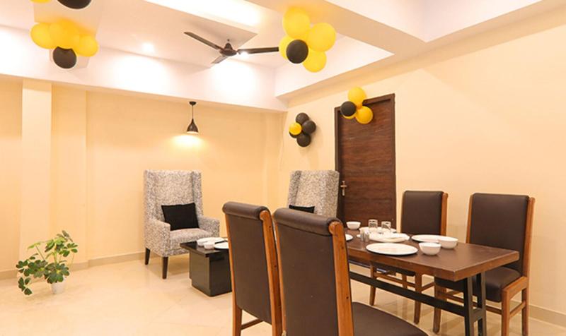 Fabhotel Blueark image