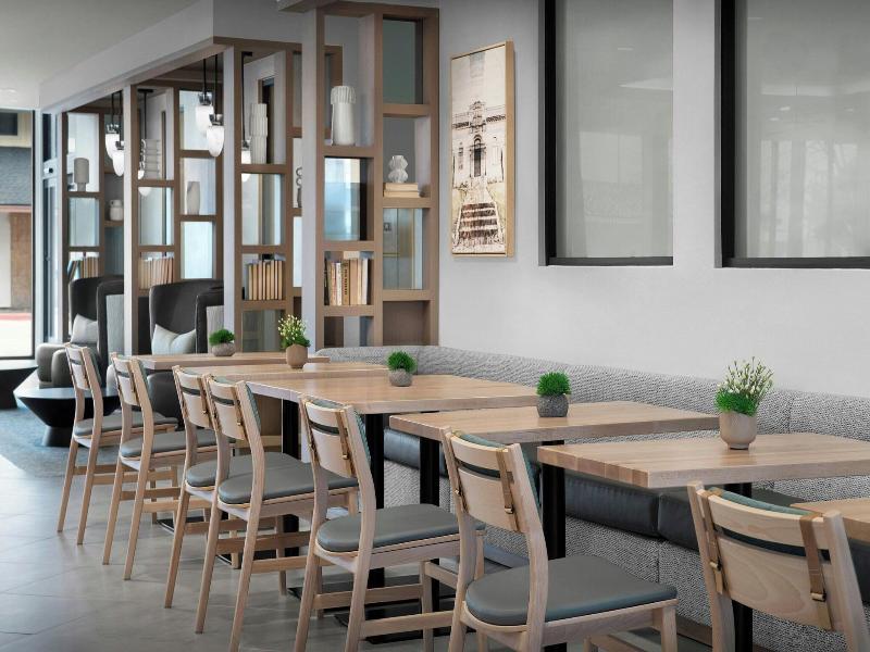 Fairfield Inn & Suites By Marriott Paris image