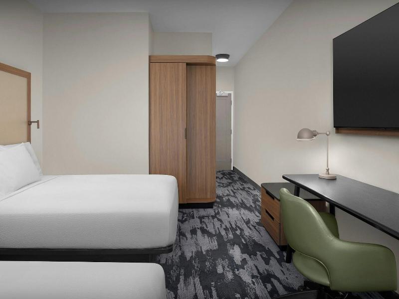 Fairfield Inn & Suites By Marriott Paris image
