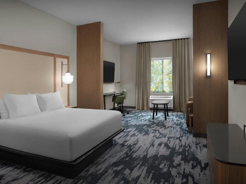 Fairfield Inn & Suites By Marriott Paris image