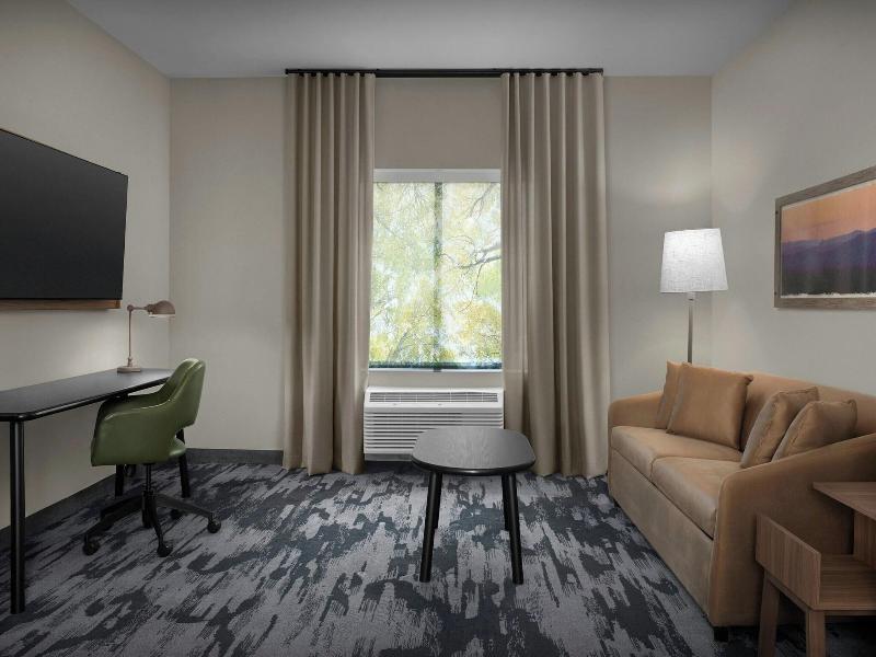 Fairfield Inn & Suites By Marriott Paris image