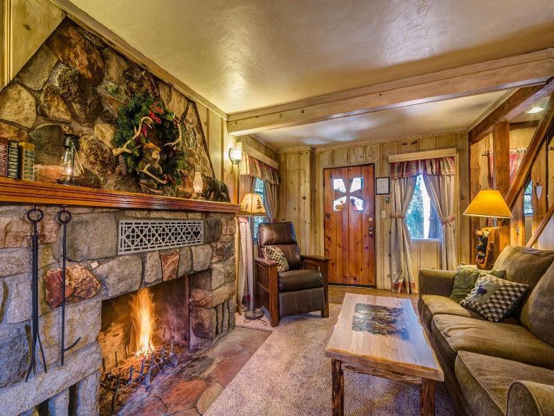 Arrowhead Pine Rose Cabins image