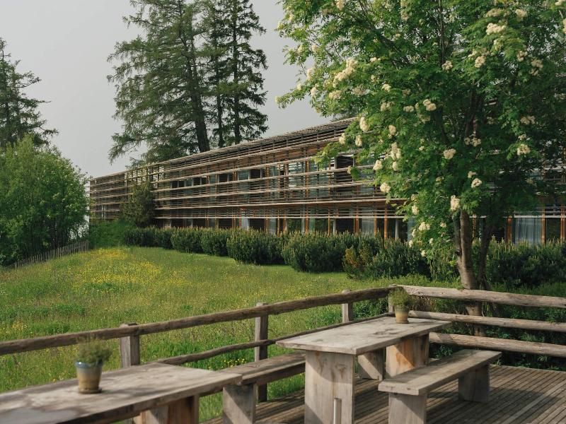Vigilius Mountain Resort image